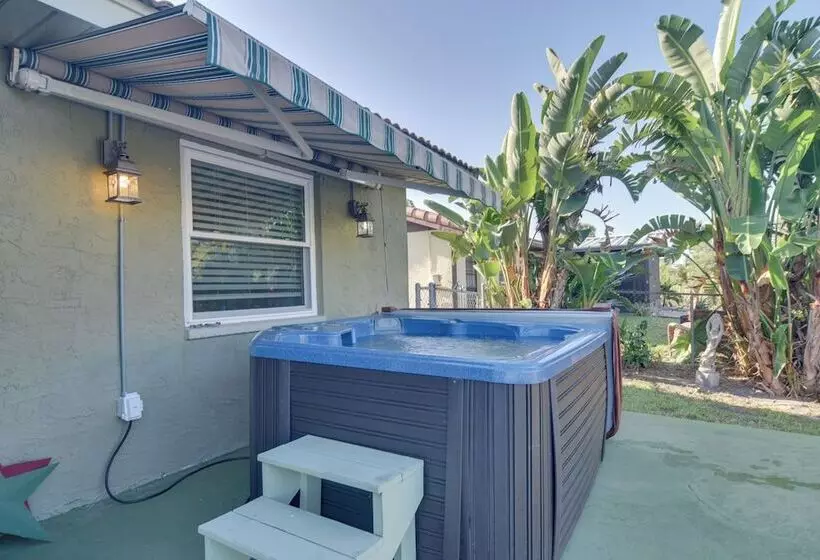 Waterfront Port Richey Home W/ Hot Tub & Dock!