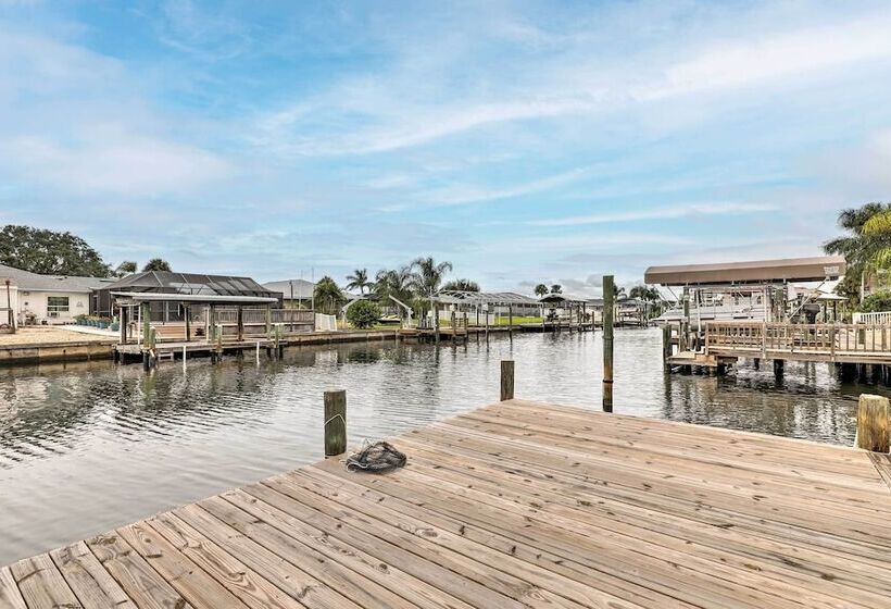 Apollo Beach Waterfront Retreat W/ Boat Dock!