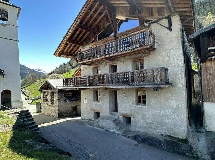 ベッドアンドブレックファースト Chalet Violettes