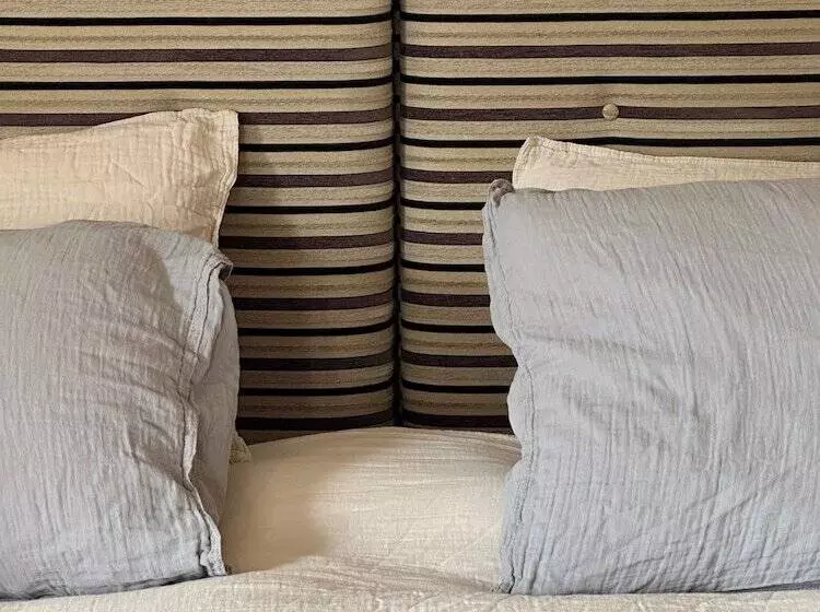 ベッドアンドブレックファースト Chalet Violettes