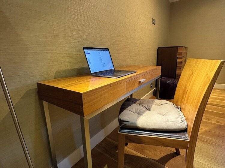 Bed and Breakfast Chalet Violettes