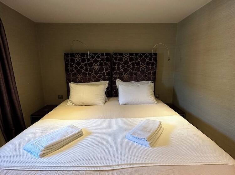 Bed and Breakfast Chalet Violettes