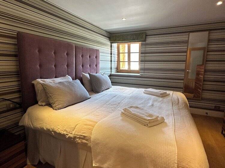 Bed and Breakfast Chalet Violettes