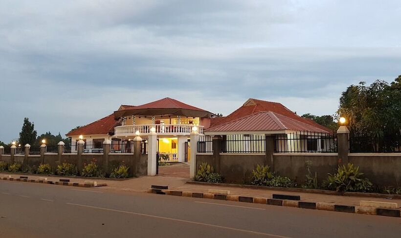 تختخواب و صبحانه Northern Pearl Limited