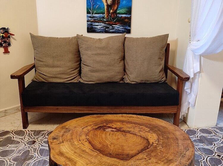 تختخواب و صبحانه Northern Pearl Limited