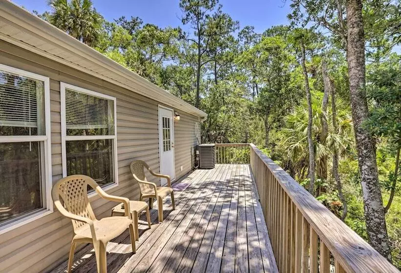 Bright Steinhatchee Home: Proximity To Ocean!