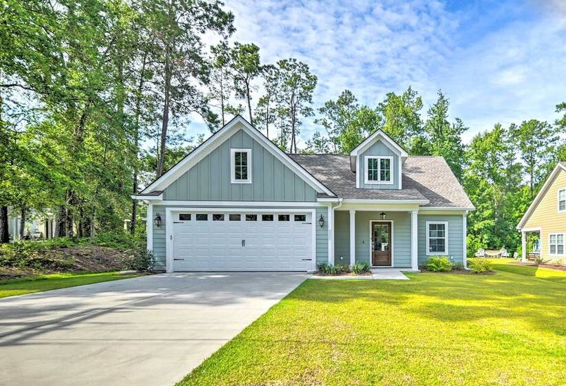 Charming Pawleys Island Home ~ 4 Mi To Beach!