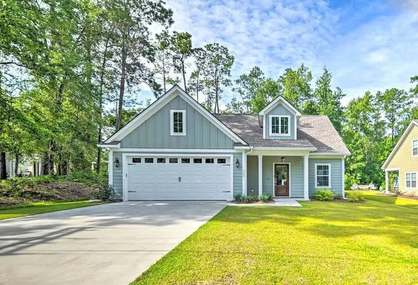 Charming Pawleys Island Home ~ 4 Mi To Beach!