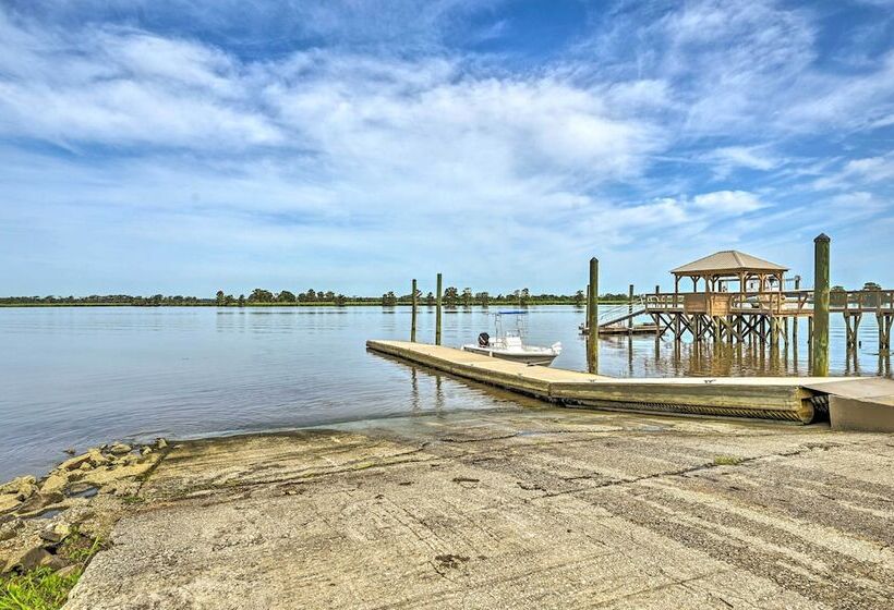 Charming Pawleys Island Home ~ 4 Mi To Beach!