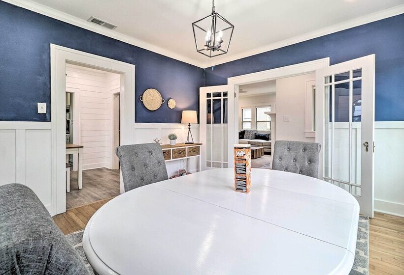 Charming Temple Home Near Hospital & College