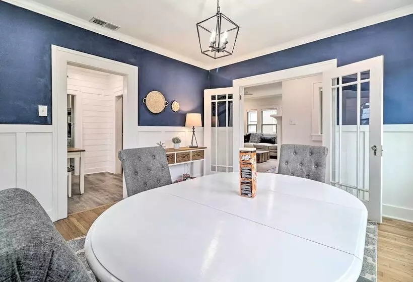 Charming Temple Home Near Hospital & College