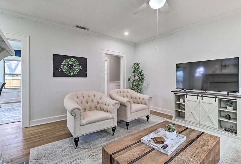 Charming Temple Home Near Hospital & College