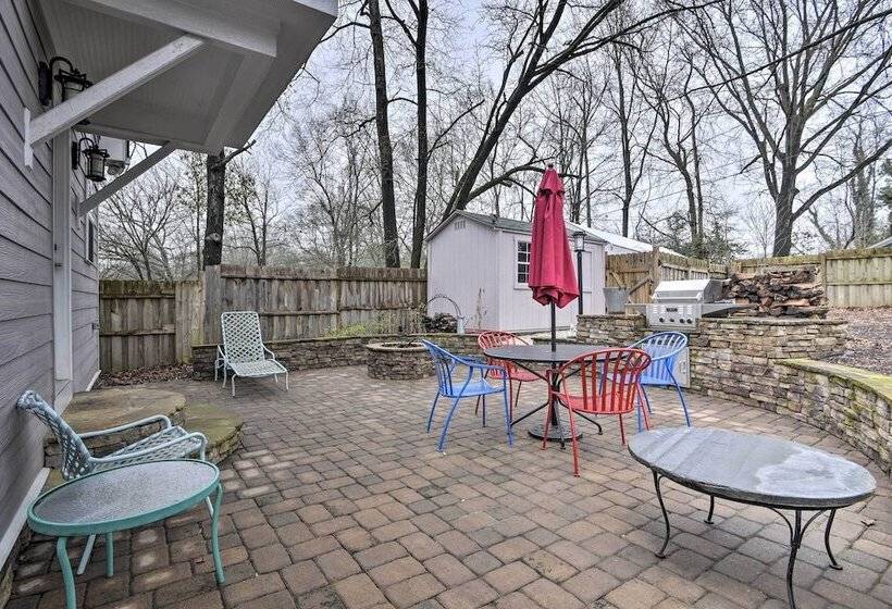 Chic, Central Downtown Duplex ~ 1 Mile To Duke!