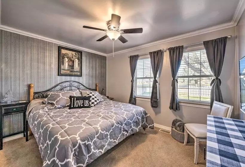 Cozy Cottage W/ Game Room ~ 17 Mi To Dtwn Slc!