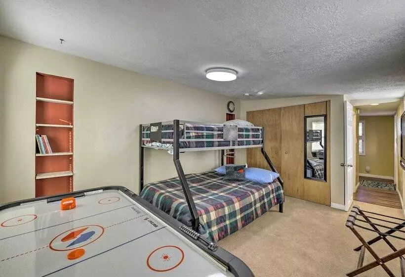 Cozy Cottage W/ Game Room ~ 17 Mi To Dtwn Slc!