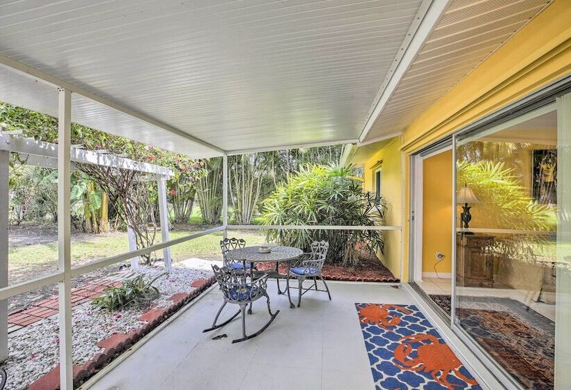 Cape Coral Home W/ Yard < 1 Mi To Dtwn!