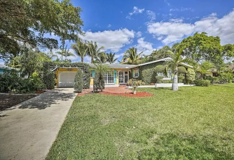 Cape Coral Home W/ Yard < 1 Mi To Dtwn!