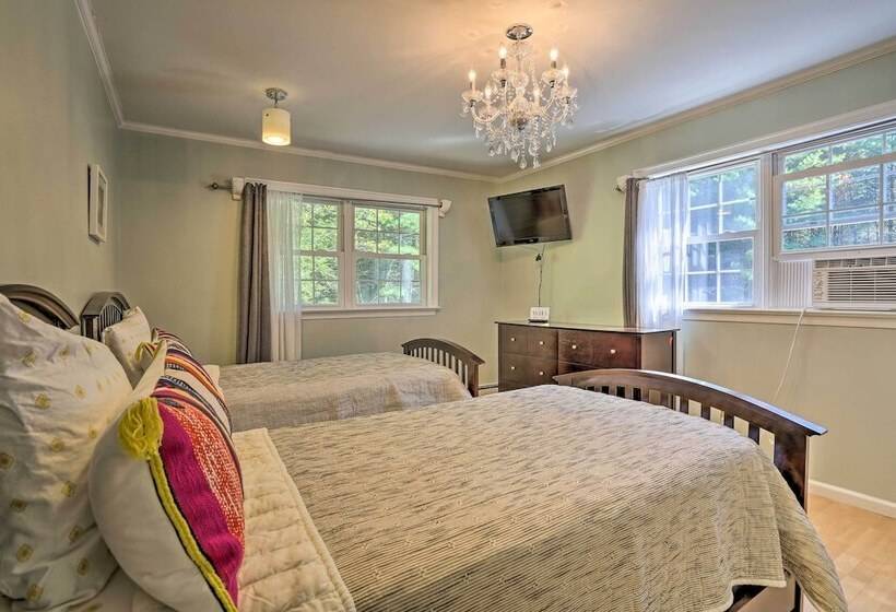 Charming Saylorsburg Retreat W/ Game Room & Patio!