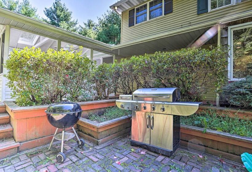 Charming Saylorsburg Retreat W/ Game Room & Patio!