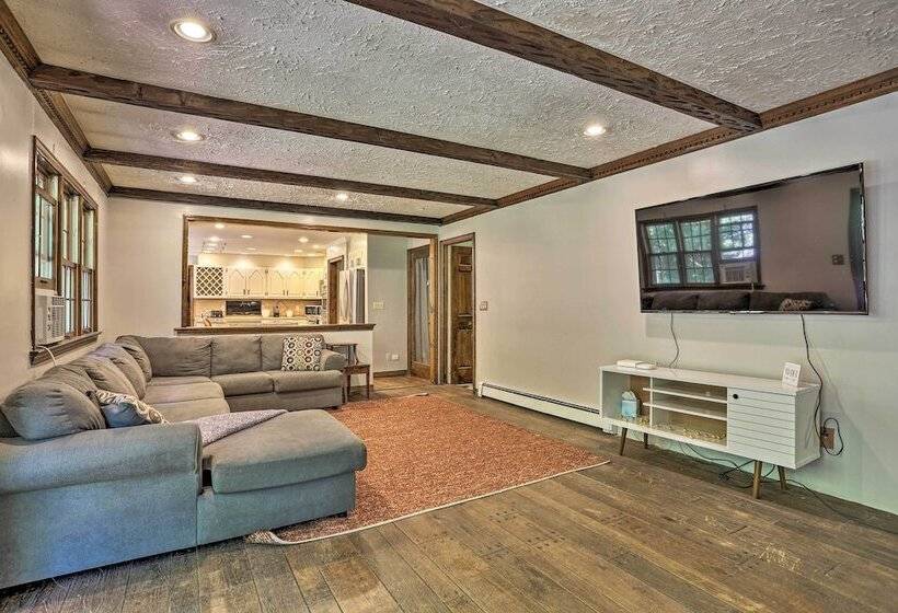 Charming Saylorsburg Retreat W/ Game Room & Patio!