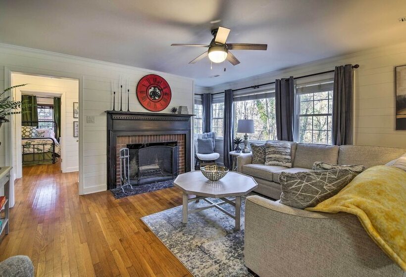 Family Friendly Knoxville Home: Close To Ut!