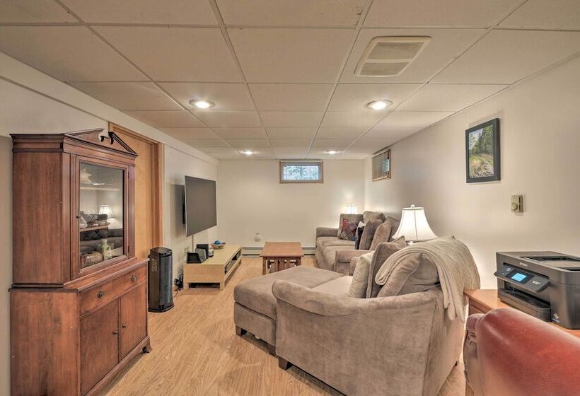 Family Friendly Woodbury Home With Yard + Deck!