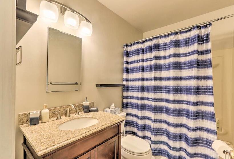 Harpers Ferry Cabin   Walk To Private Lake!