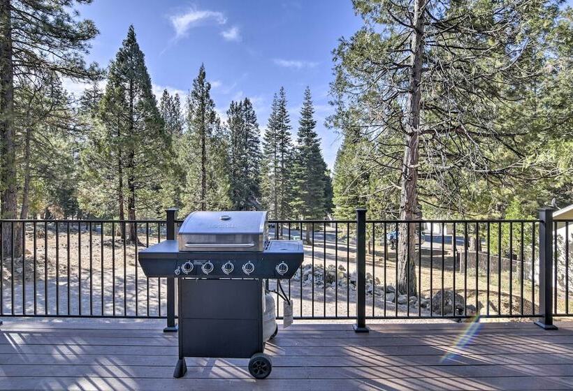 Home With Hot Tub ~ 1/2 Mile To Boat Launch!