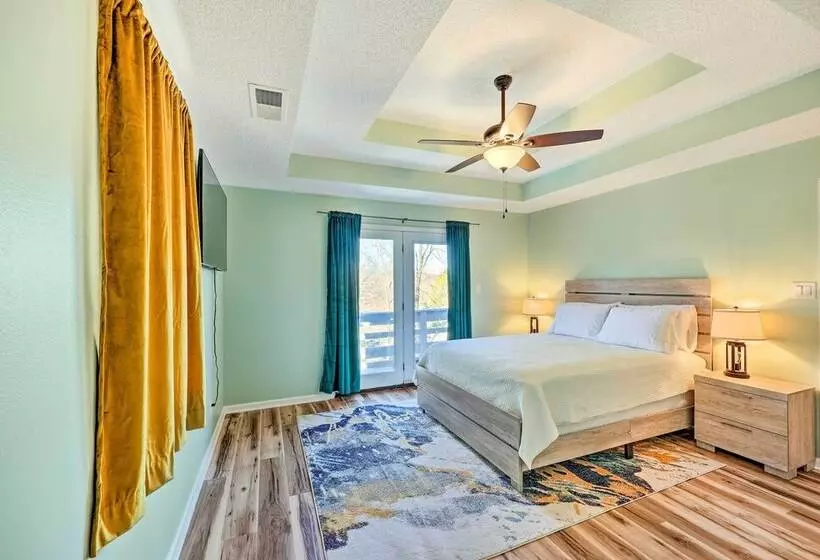 Near Ouachita River: Home W/ Deck In Hot Springs