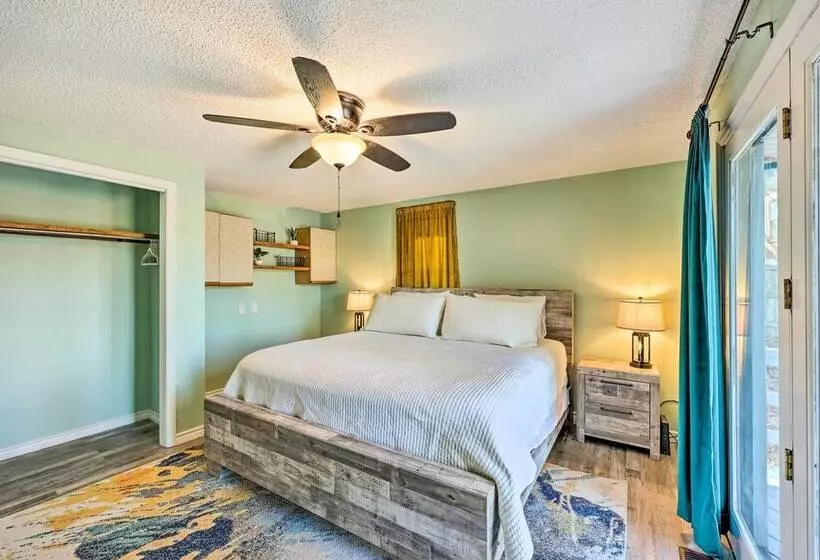 Near Ouachita River: Home W/ Deck In Hot Springs