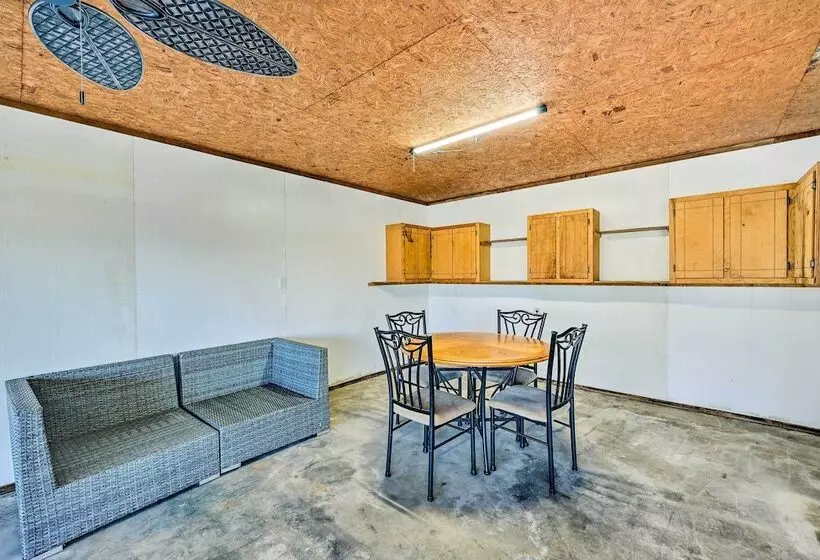 Near Ouachita River: Home W/ Deck In Hot Springs