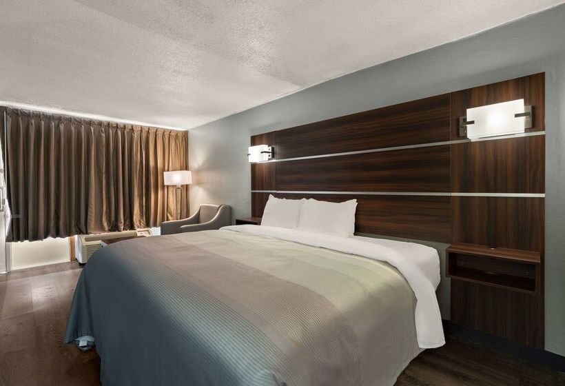 ホテル Quality Inn