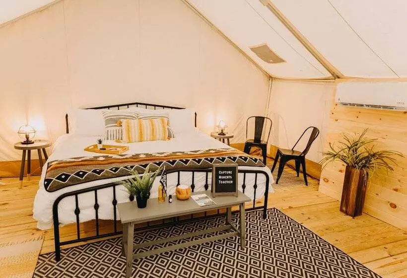 ホテル Timberline Glamping At Unicoi State Park