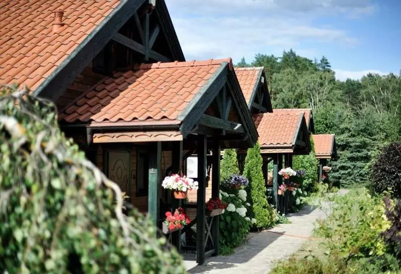 Hotelli Domki Mazurskie W Ogrodach Złotej łani Wiartel   Klimatyczne Apartamenty I Pokoje Widokowe