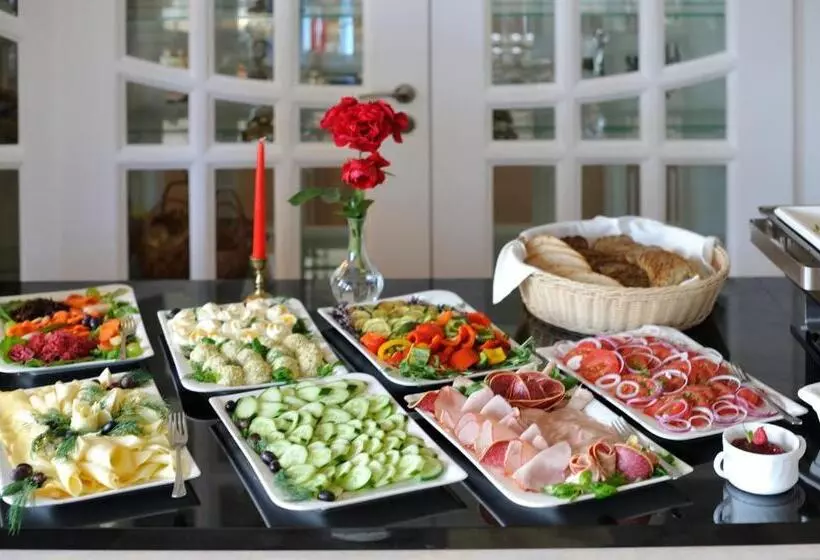 Hotelli Domki Mazurskie W Ogrodach Złotej łani Wiartel   Klimatyczne Apartamenty I Pokoje Widokowe