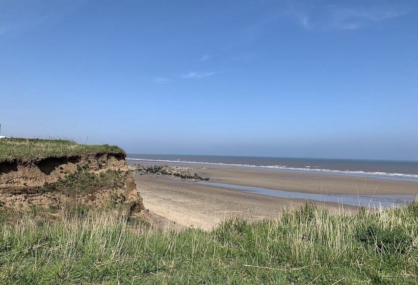 Cosy , Village Location   One Bedroom Barn