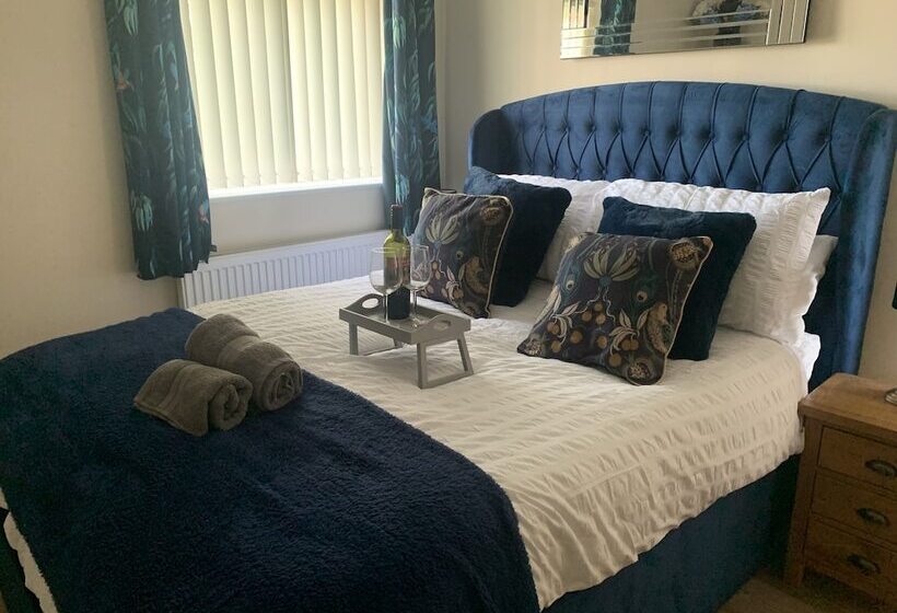 Cosy , Village Location   One Bedroom Barn