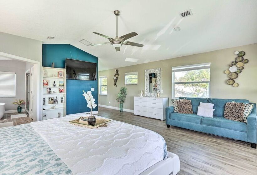 Luxe Florida Home On 3 Acres ~ 5 Mi To Beach!