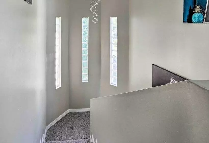 Luxe Florida Home On 3 Acres ~ 5 Mi To Beach!