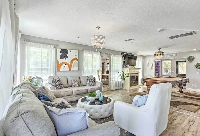 Luxe Florida Home On 3 Acres ~ 5 Mi To Beach!