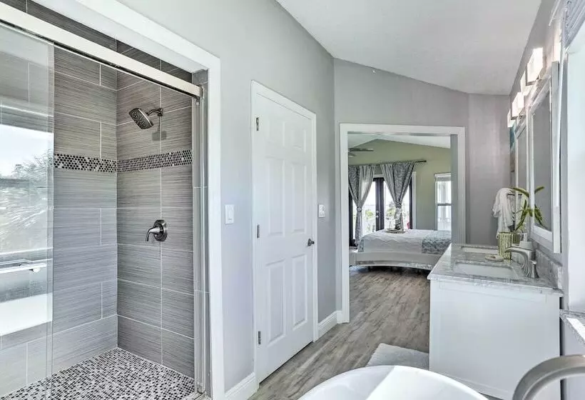 Luxe Florida Home On 3 Acres ~ 5 Mi To Beach!