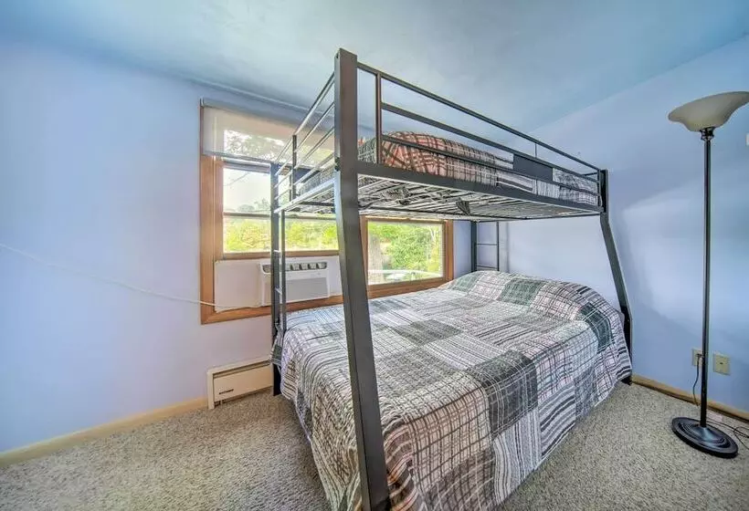Lakefront Burton Home W/ Deck, Grill + Views!