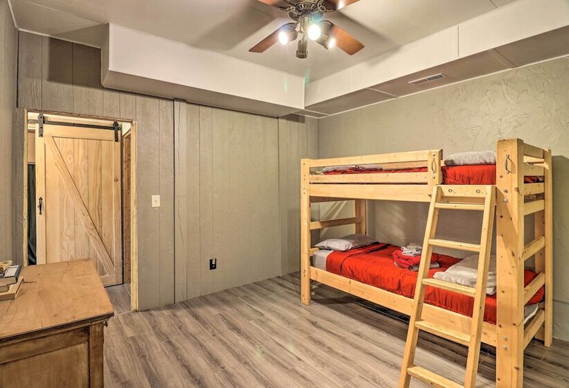 Deck + Game Room: Lakefront Landrum Cabin!