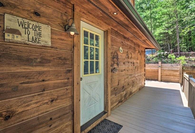 Deck + Game Room: Lakefront Landrum Cabin!