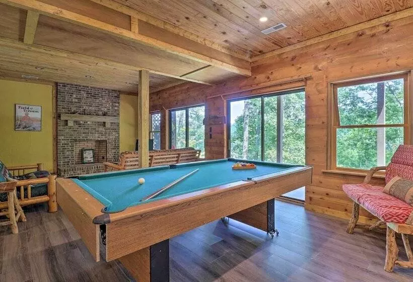 Deck + Game Room: Lakefront Landrum Cabin!
