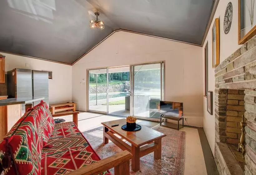 Large Hazleton Home W/ Hot Tub & Mountain Views!