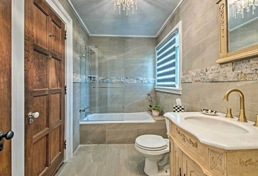 Large Hazleton Home W/ Hot Tub & Mountain Views!