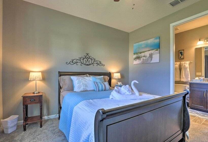 9 Mi To Disney: Home W/ Patio + Community Perks