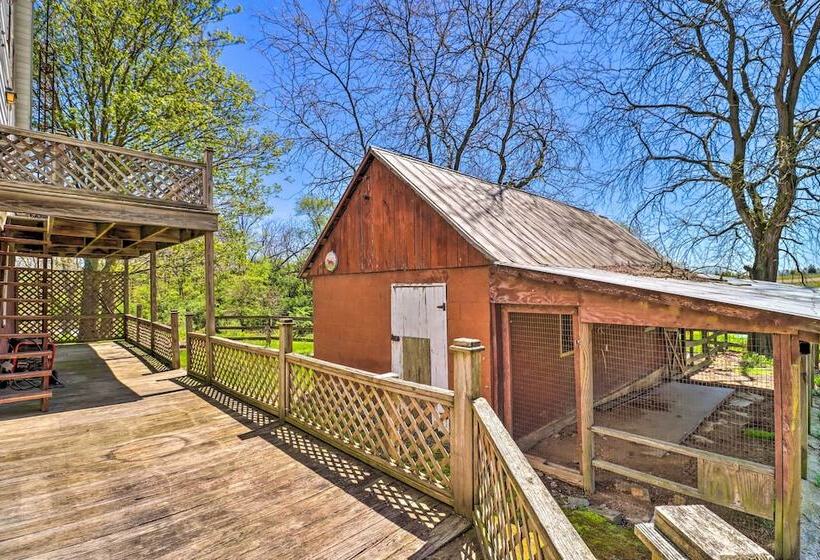 Lovely Mifflinburg Farmhouse   Multiple Decks