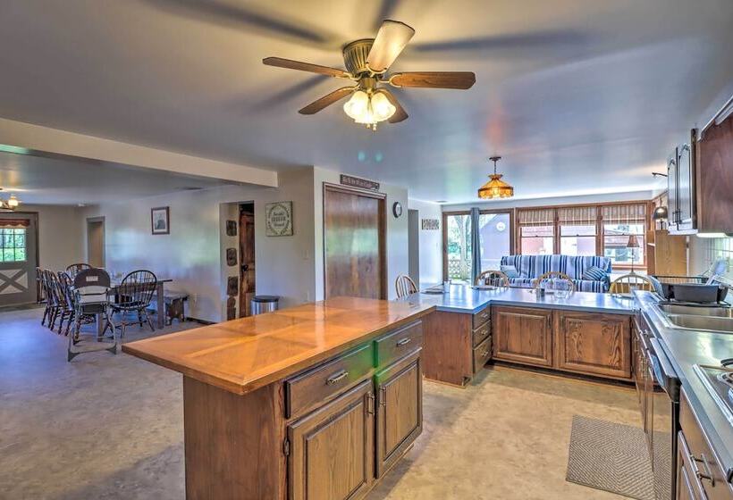 Lovely Mifflinburg Farmhouse   Multiple Decks